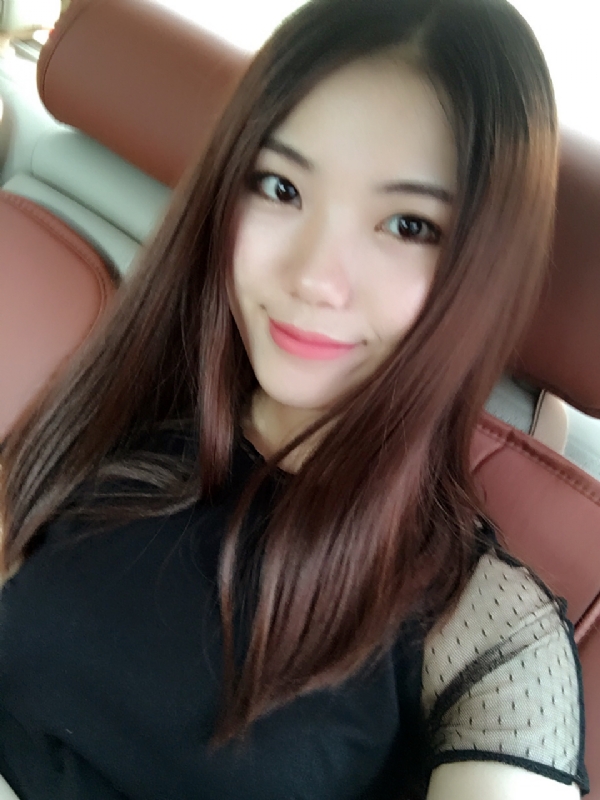 盛开的花朵的第二张照片--昆明相亲服务中心