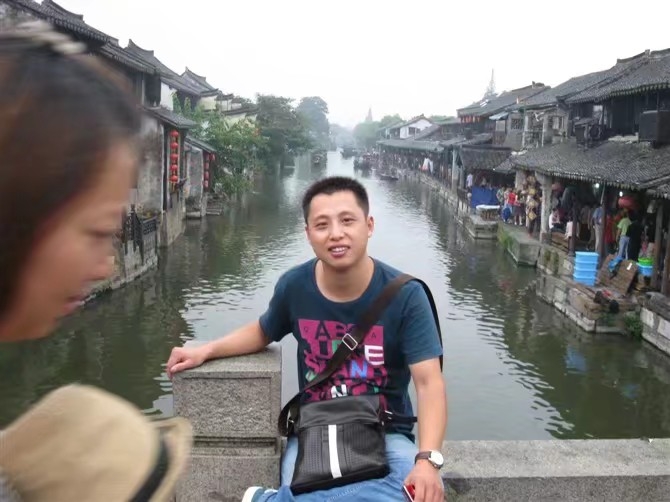 雪糕冰激凌的第一张照片--昆明相亲服务中心