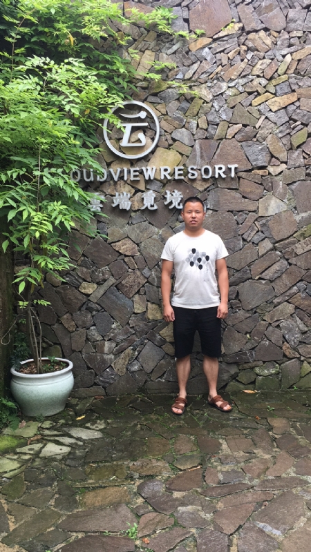 何超洪的第二张照片--昆明相亲服务中心