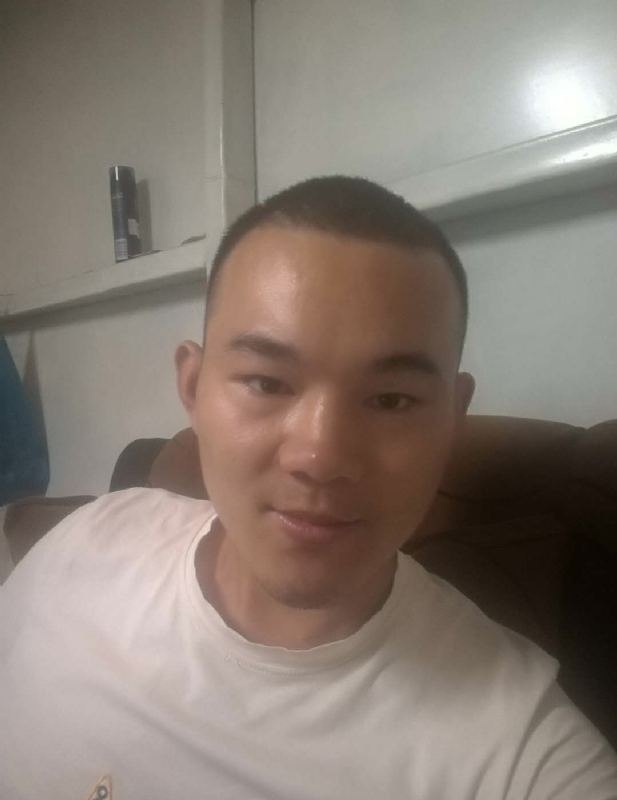 小強。。的第一张照片--昆明相亲服务中心