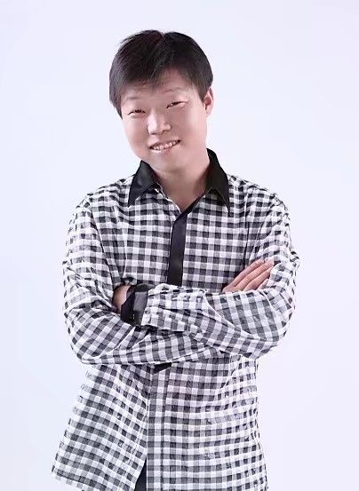 碧海升明月的第一张照片--昆明相亲服务中心