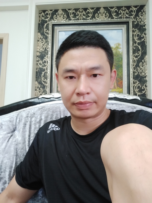 风的第一张照片--昆明相亲服务中心