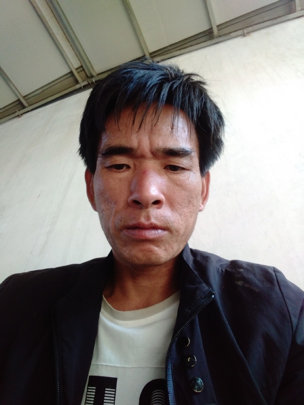 项斌的第一张照片--昆明相亲服务中心