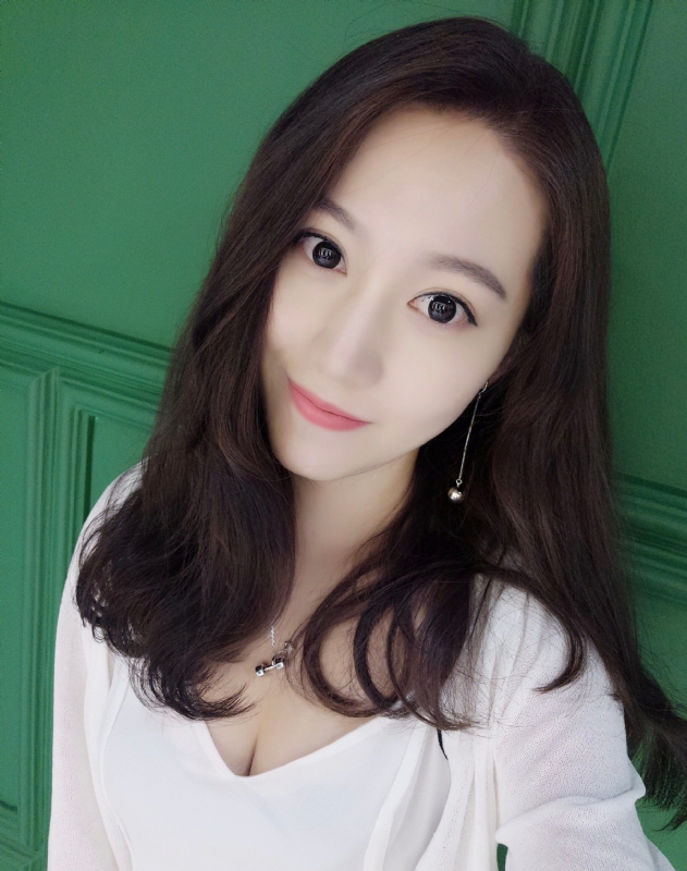 Li的第一张照片--昆明相亲服务中心