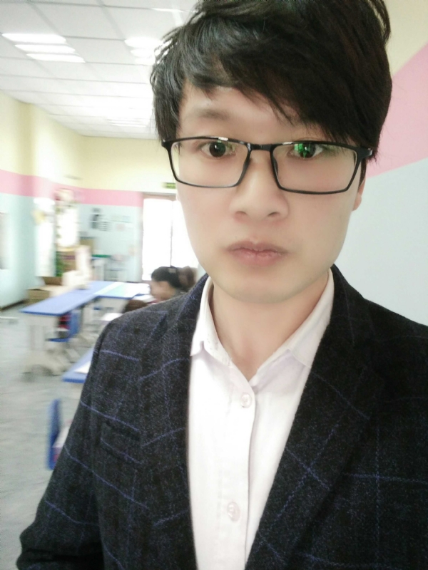 峰的呢喃的第一张照片--昆明相亲服务中心