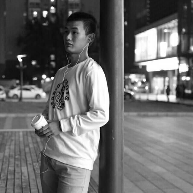 精卫的第一张照片--昆明相亲服务中心