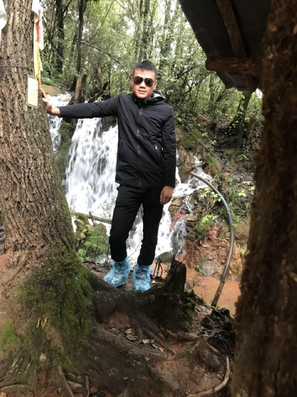 譕忄的第一张照片--昆明相亲服务中心