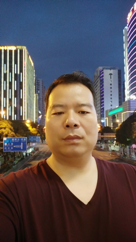 相爱一辈子的第一张照片--昆明相亲服务中心