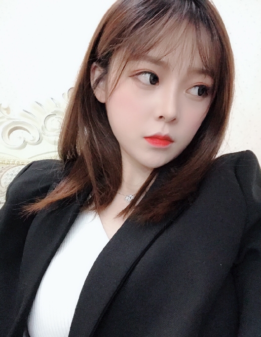 美伊i的第二张照片--昆明相亲服务中心