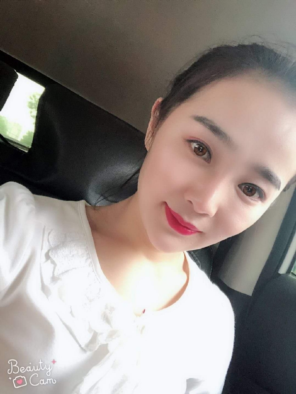 美伊的第一张照片--昆明相亲服务中心