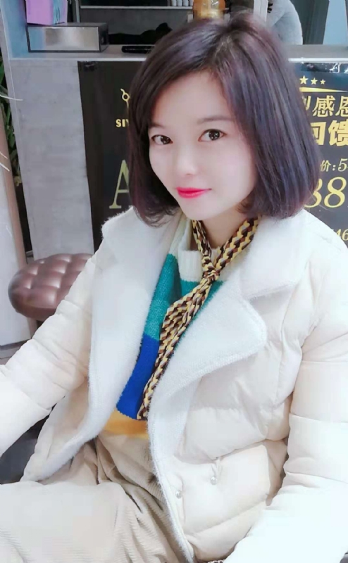 认真的雪的第一张照片--昆明相亲服务中心