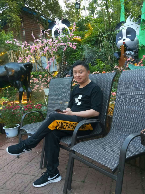 想家的第一张照片--昆明相亲服务中心