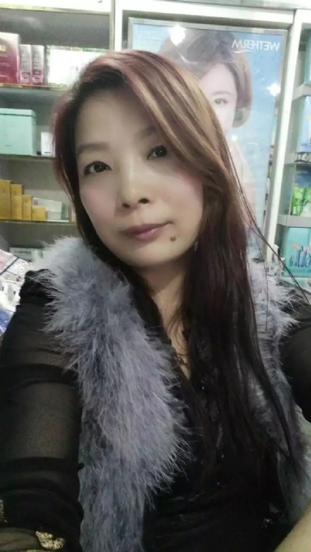 胡静的第三张照片--昆明相亲服务中心