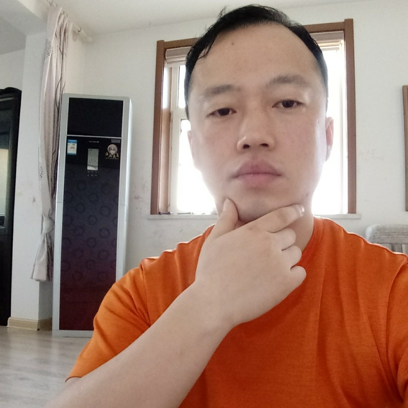 爱热闹的人的第一张照片--昆明相亲服务中心