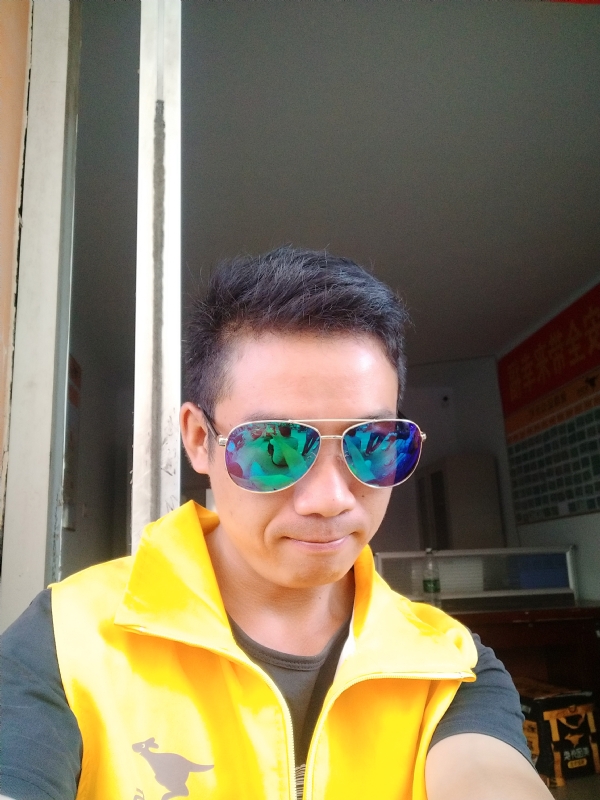 天荒地老的第一张照片--昆明相亲服务中心