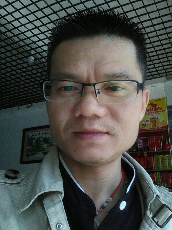 飘逸的第一张照片--昆明相亲服务中心