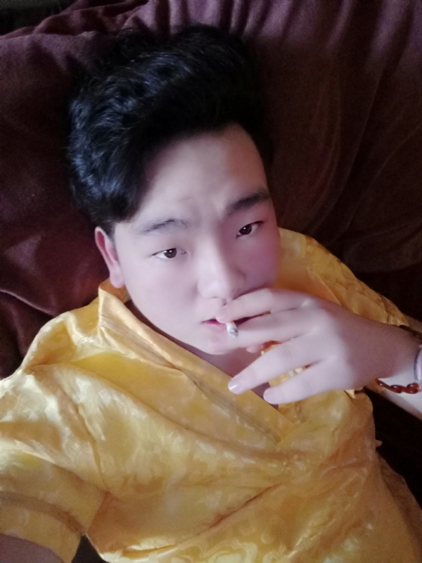 有心无力的第一张照片--昆明相亲服务中心