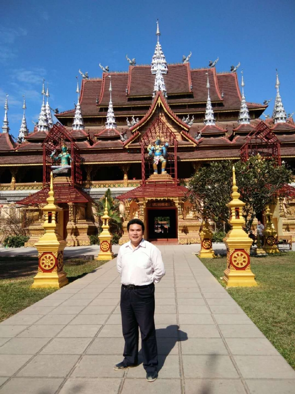 蓝熊的第一张照片--昆明相亲服务中心