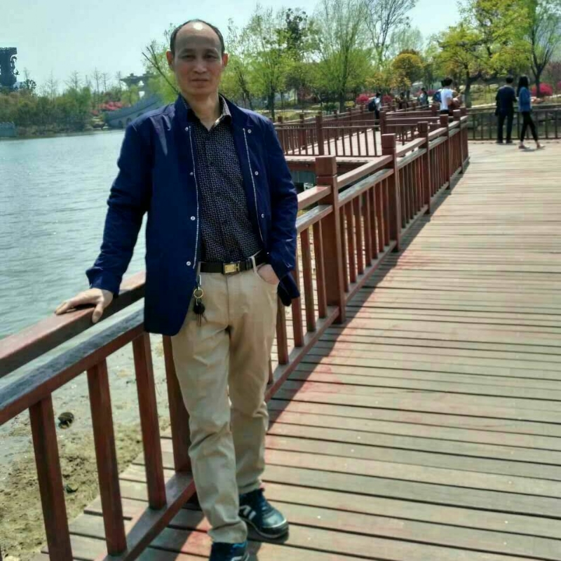 大随帅哥的第一张照片--昆明相亲服务中心