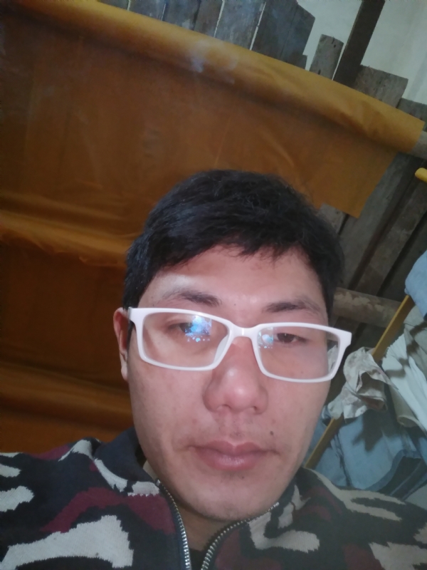 木心的第一张照片--昆明相亲服务中心