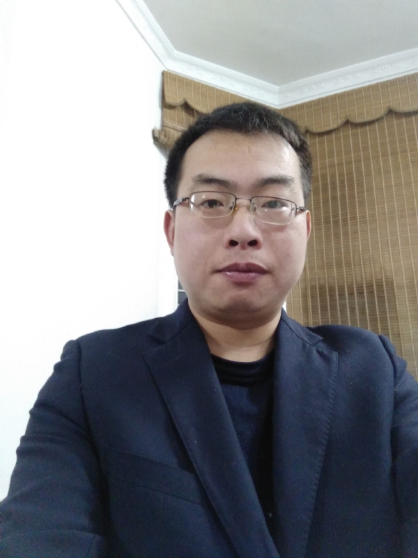 简单爱的第一张照片--昆明相亲服务中心