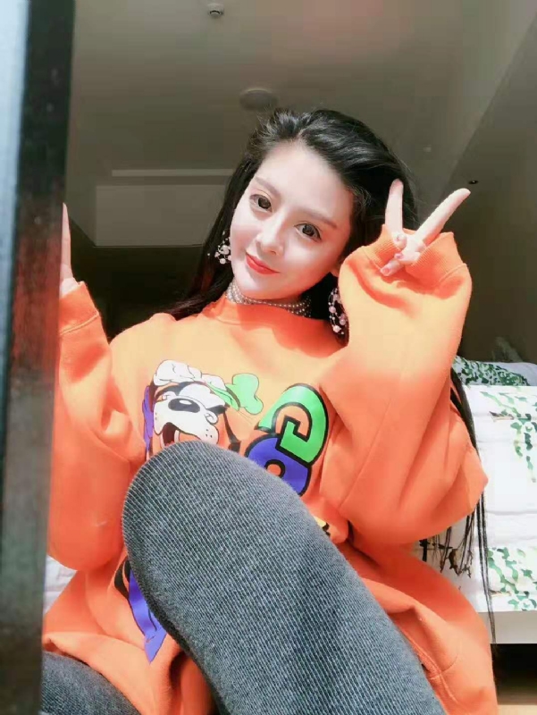 李梦瑶的第四张照片--昆明相亲服务中心