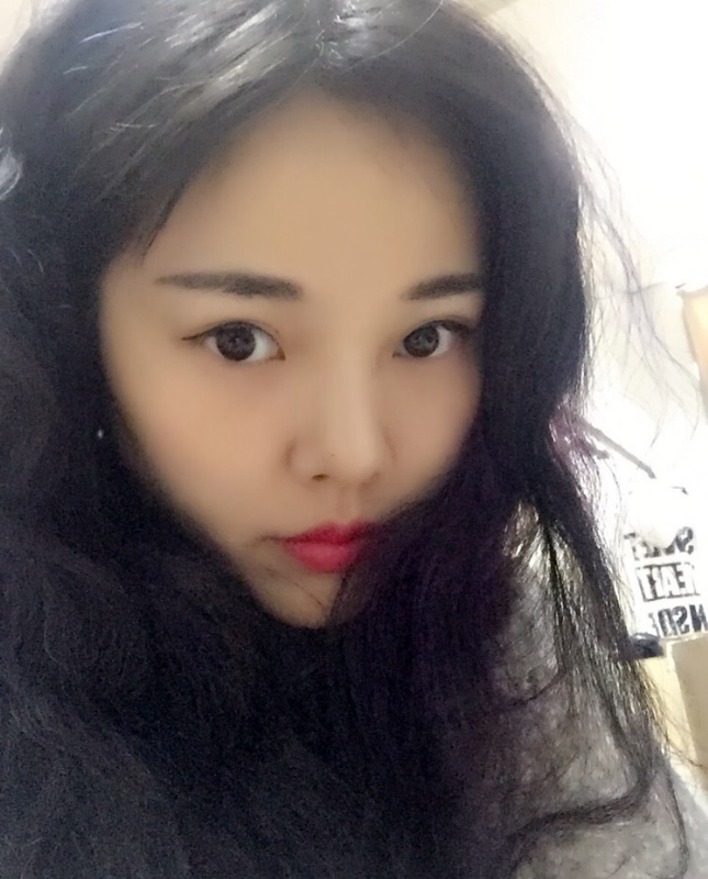 馨馨向荣的第二张照片--昆明相亲服务中心