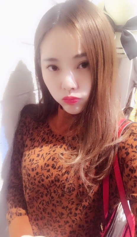 馨馨向荣的第三张照片--昆明相亲服务中心