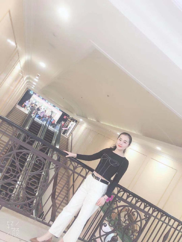 时光浅夏的第四张照片--昆明相亲服务中心