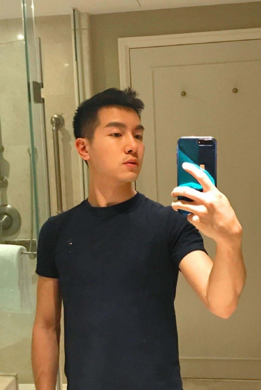 海海的第三张照片--昆明相亲服务中心