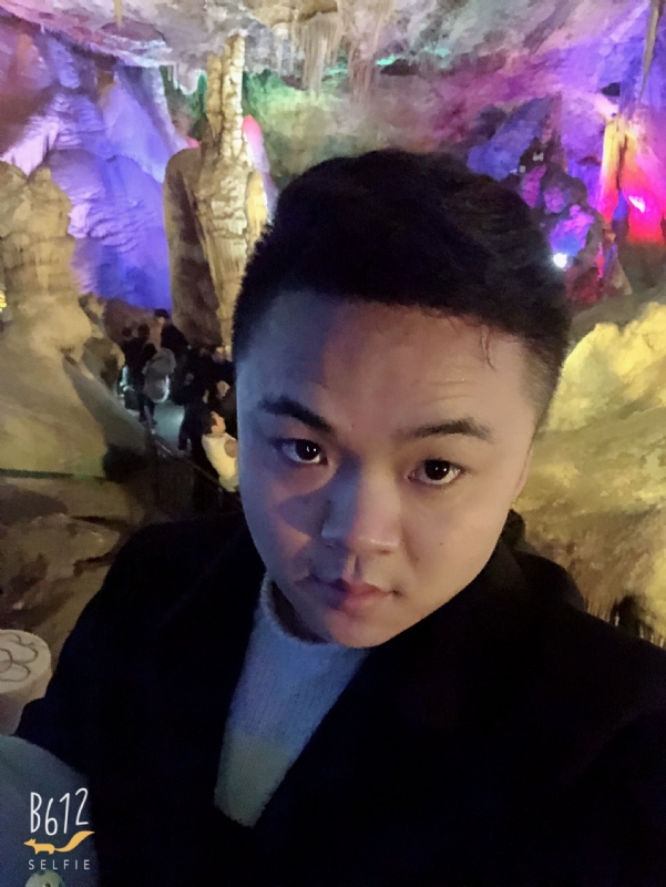 奔跑的五花肉的第一张照片--昆明相亲服务中心