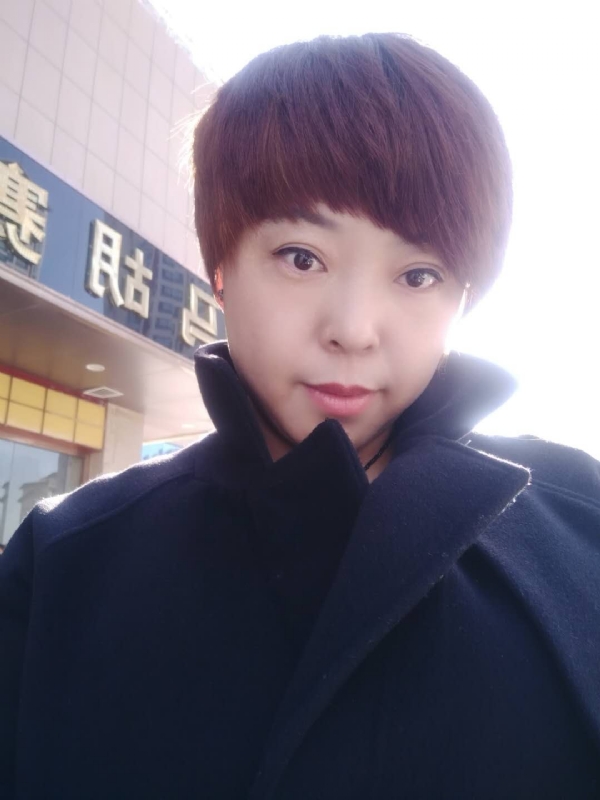 霞儿的第一张照片--昆明相亲服务中心