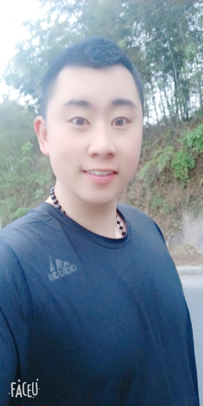 帅小伙的第一张照片--昆明相亲服务中心