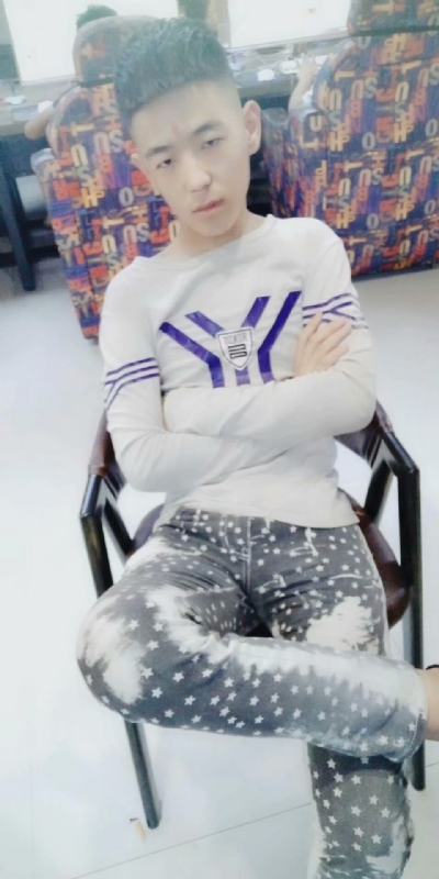 神木市二强的第一张照片--昆明相亲服务中心