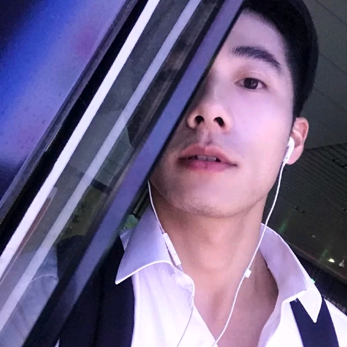 心若磐石的第二张照片--昆明相亲服务中心