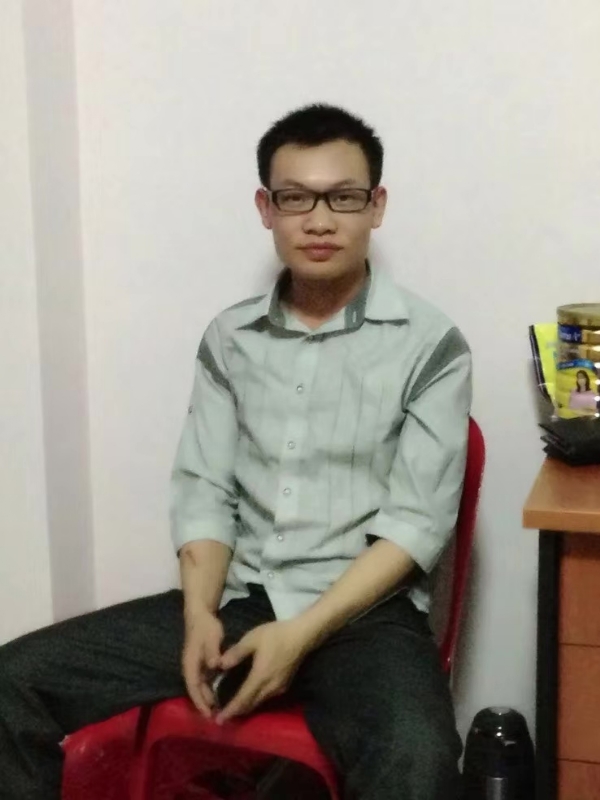 坚强不屈的第一张照片--昆明相亲服务中心