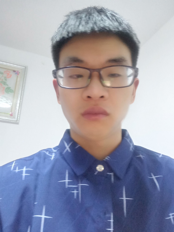 搬砖小伙的第一张照片--昆明相亲服务中心