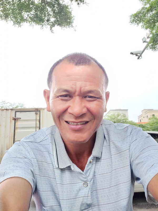 大老的第一张照片--昆明相亲服务中心