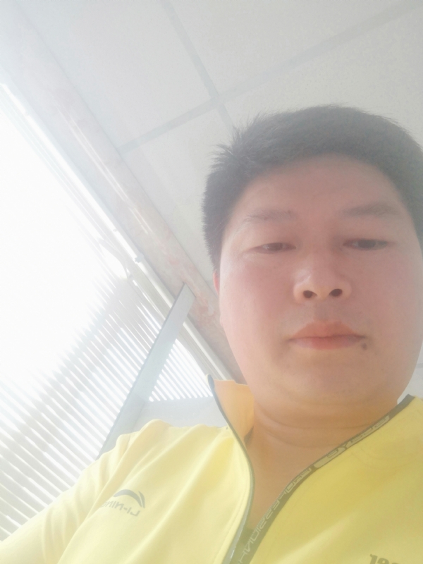 山男的第一张照片--昆明相亲服务中心