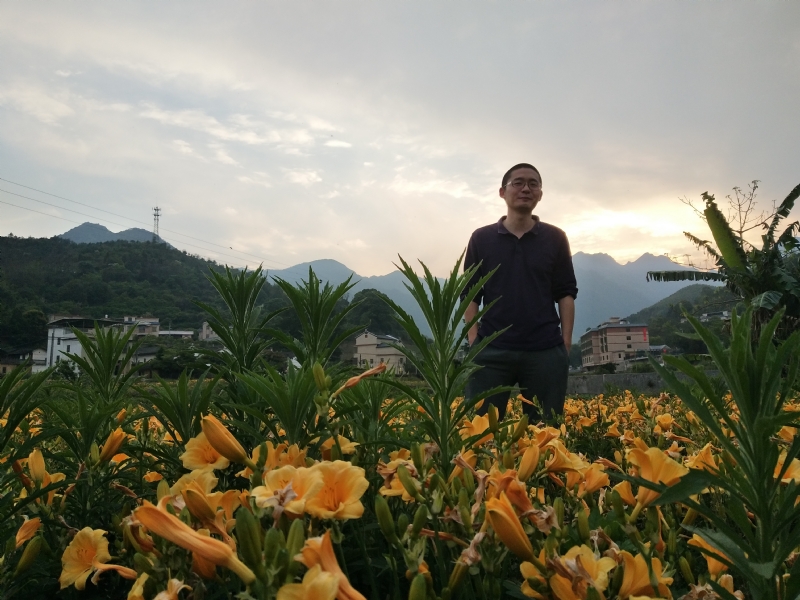 黄晓东的第一张照片--昆明相亲服务中心