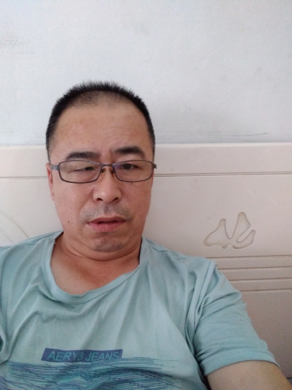 大叔的第一张照片--昆明相亲服务中心