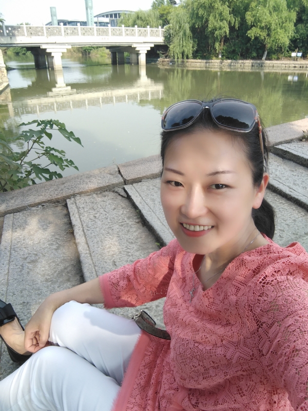 渴慕的第一张照片--昆明相亲服务中心