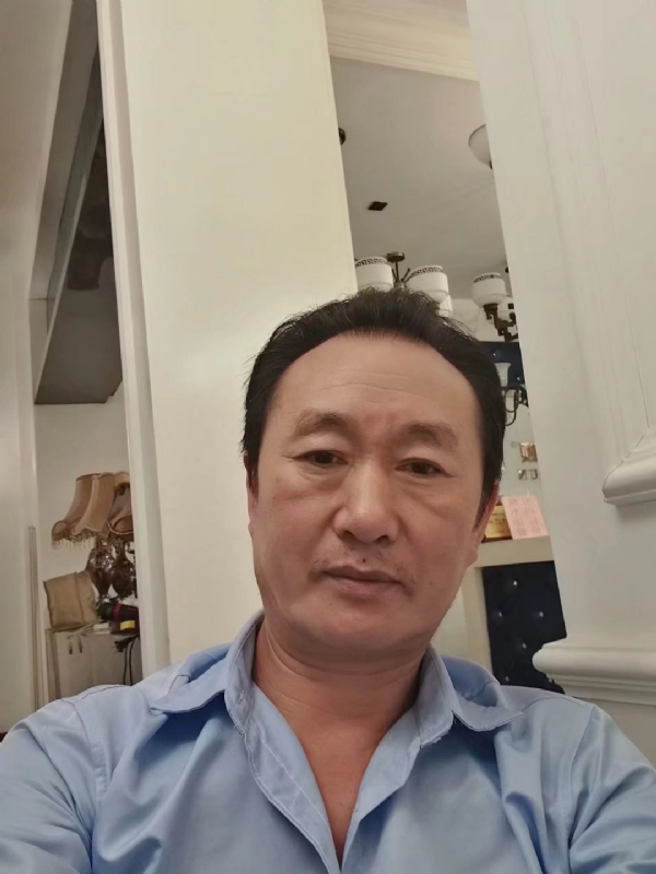 青松的第一张照片--昆明相亲服务中心