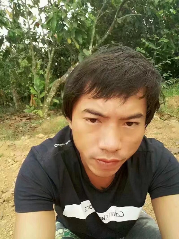 若是梦、苏醒的第一张照片--昆明相亲服务中心