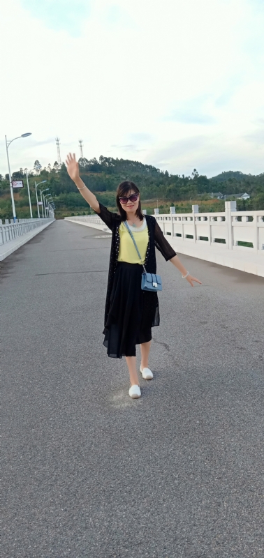 执念的第一张照片--昆明相亲服务中心