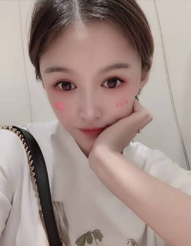 fei菲儿的第一张照片--昆明相亲服务中心