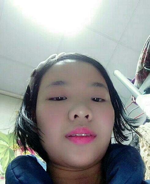 依依的第一张照片--昆明相亲服务中心