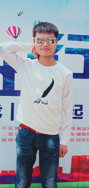 天龙～育歉的第一张照片--昆明相亲服务中心