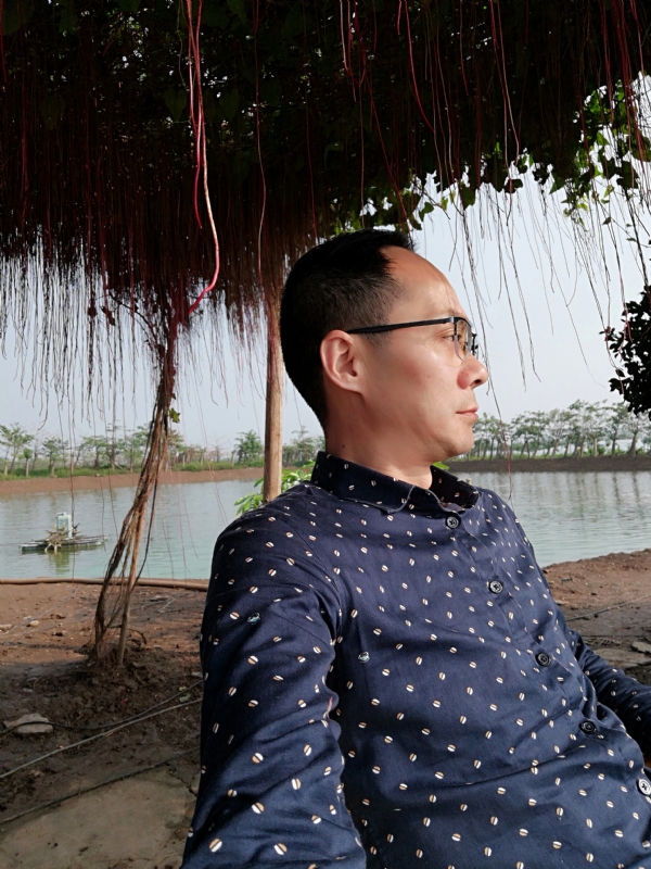 守望烟云的第一张照片--昆明相亲服务中心