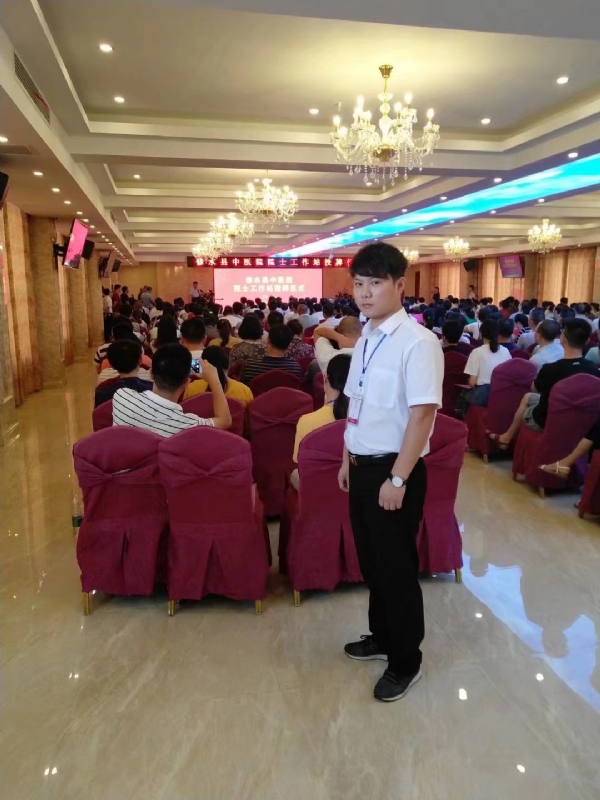 坦然的第一张照片--昆明相亲服务中心